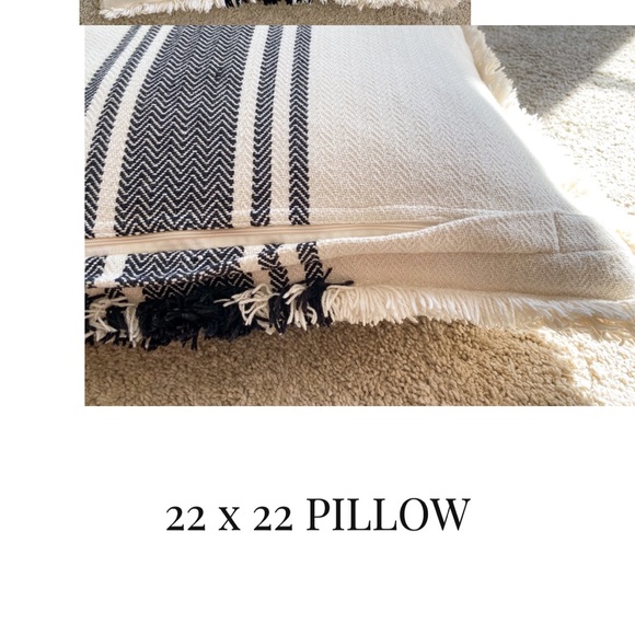 PILLOW - Picture 2 of 2